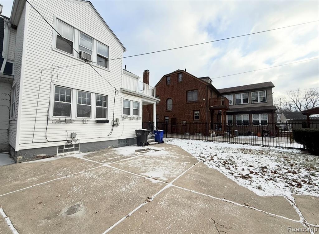 19187 GAINSBOROUGH Road, Detroit, MI 48223 — Photo 3