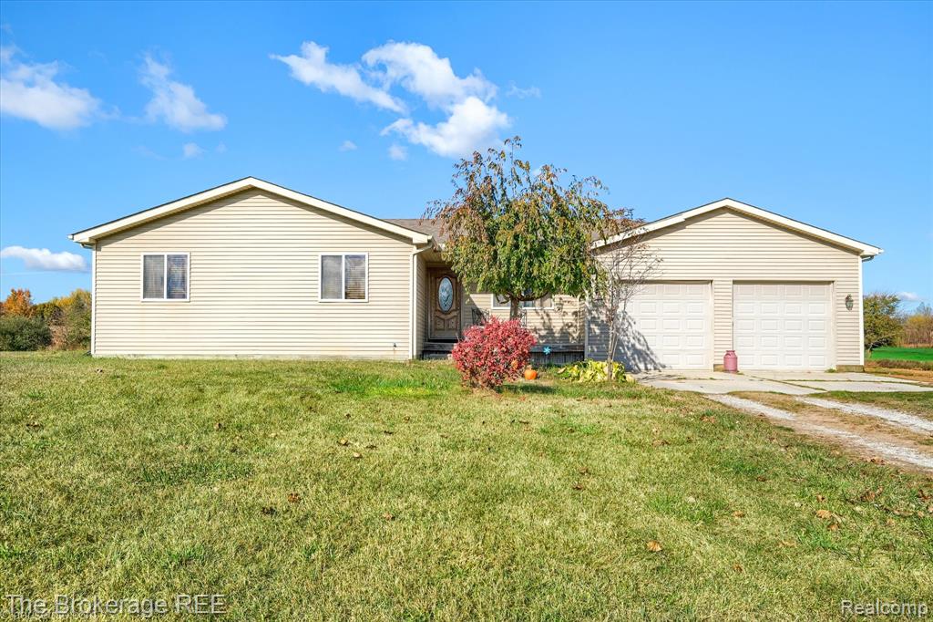 824 Janna Leigh Drive, Otter Lake, MI 48464 — front exterior
