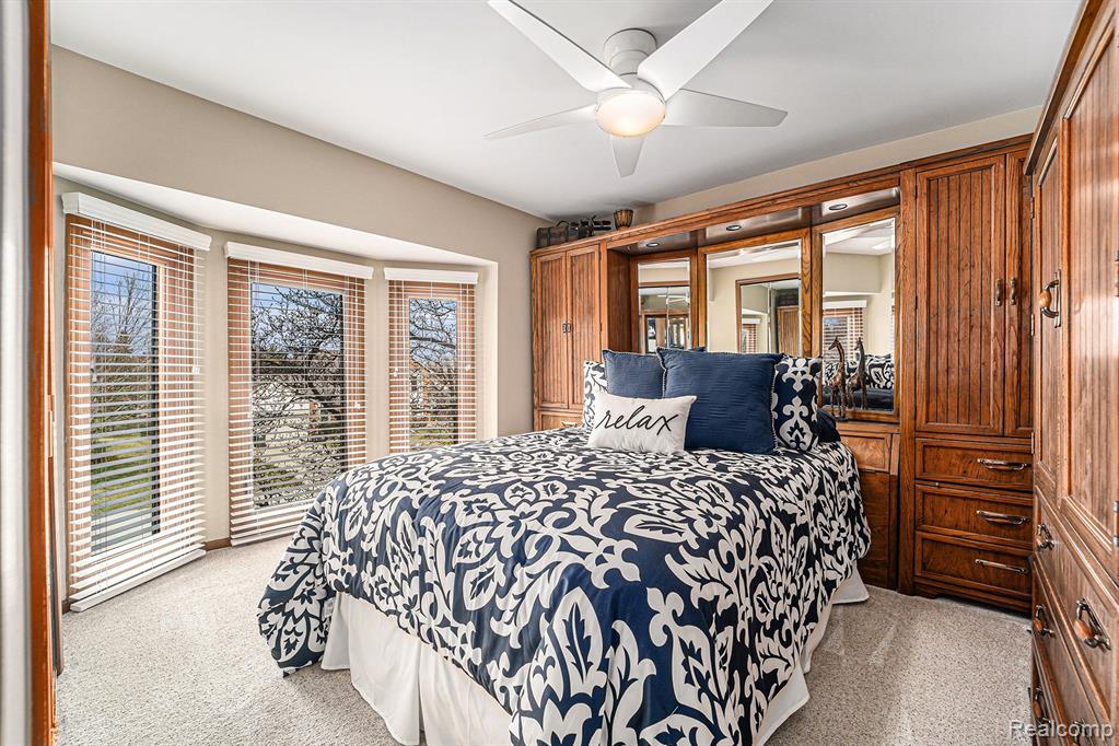 530 KENTUCKY Drive, Rochester Hills, MI 48307 — Photo 17