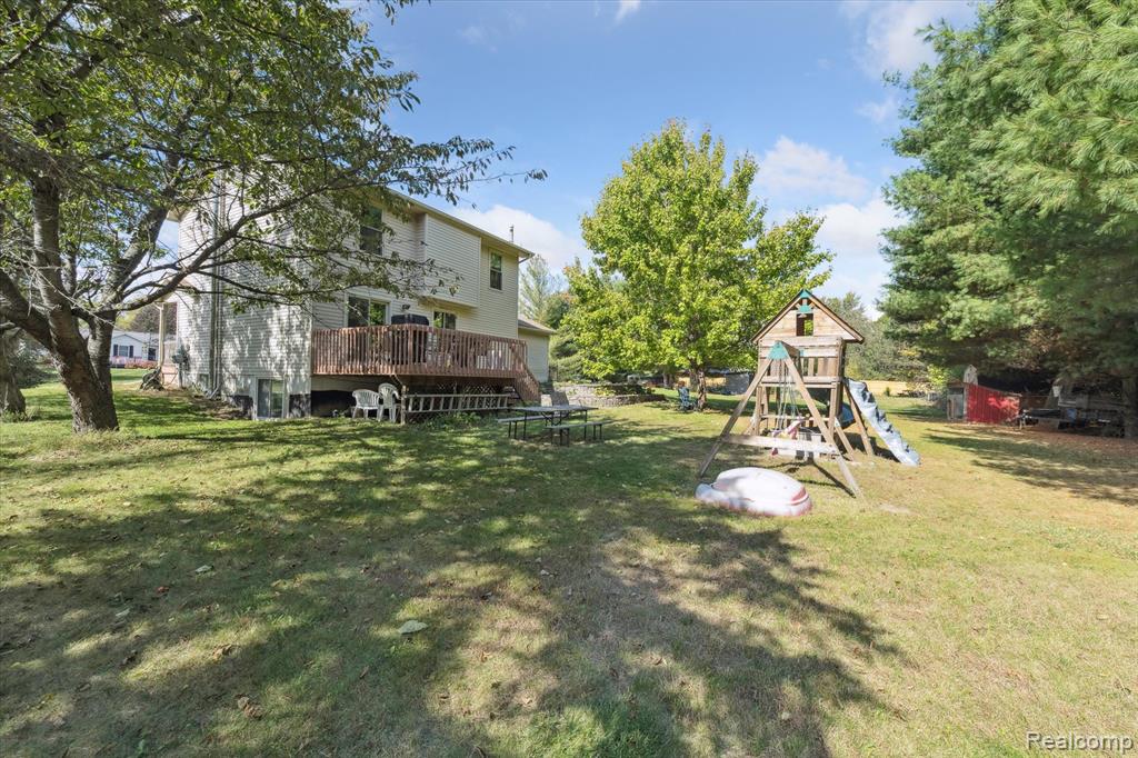 13399 Jennifer Drive, Perry, MI 48872 — Photo 36