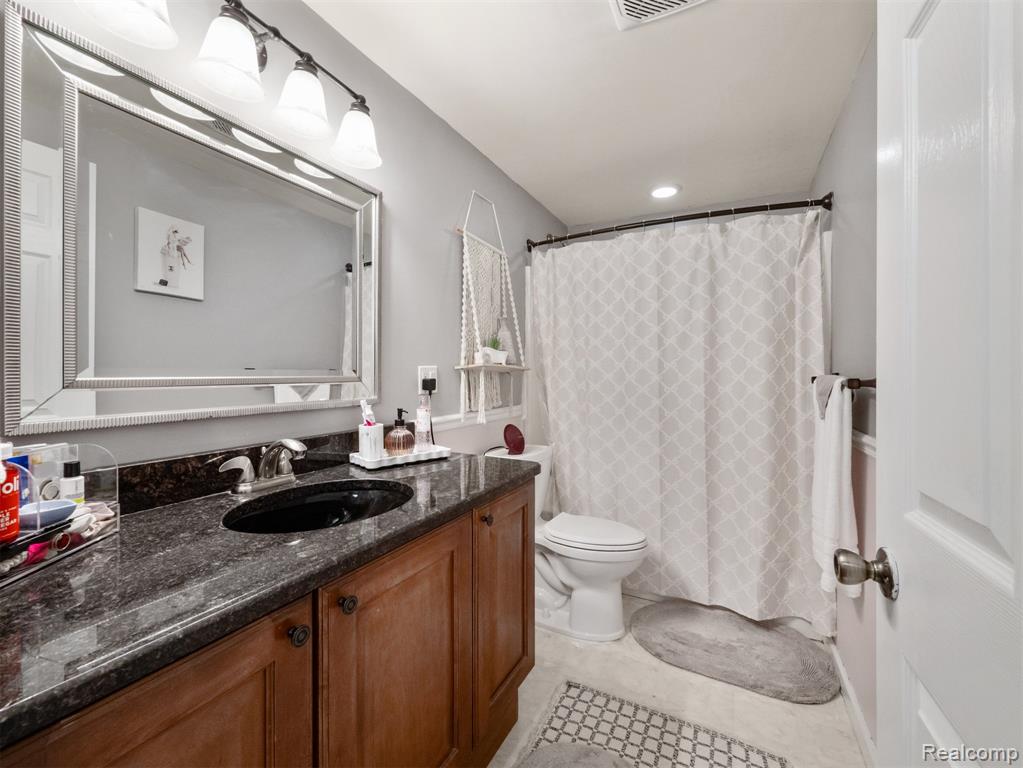 17275 Garvey Road, Chelsea, MI, 48118