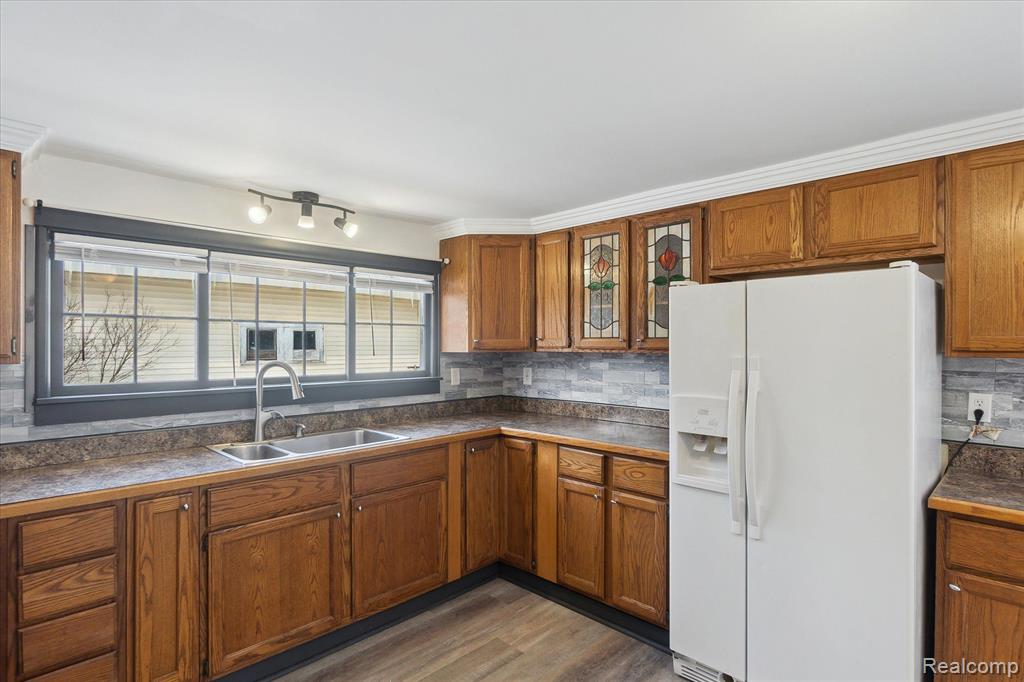 5369 SITKA Street, Burton, MI 48519 — Photo 12