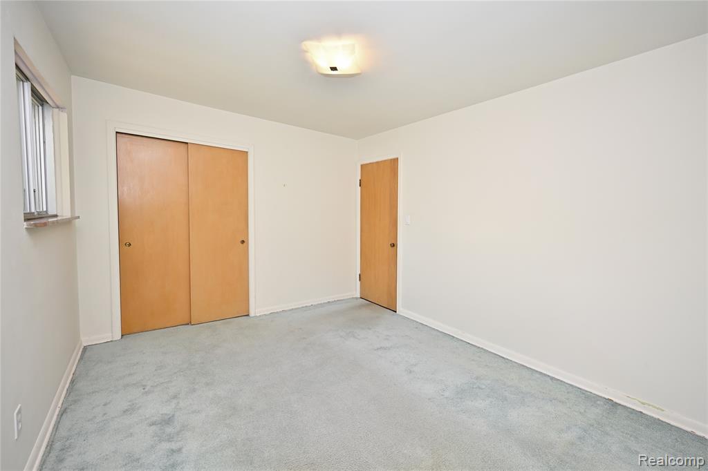 2765 Lahser Road, Bloomfield Hills, MI 48304 — Photo 24
