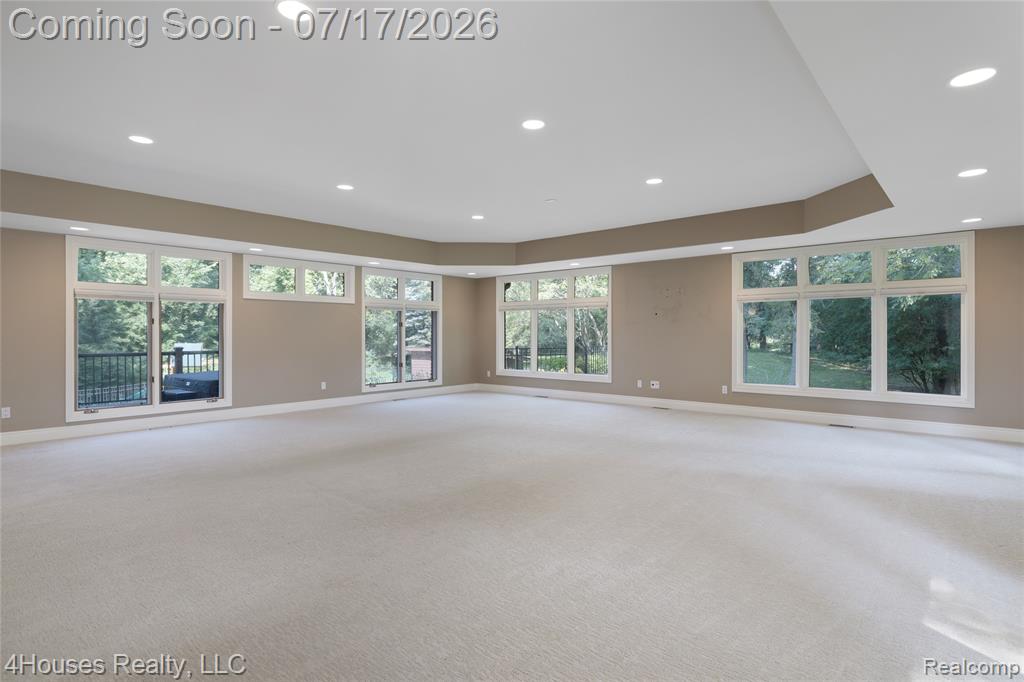5717 Sussex Drive, Troy, MI 48098 — Photo 18