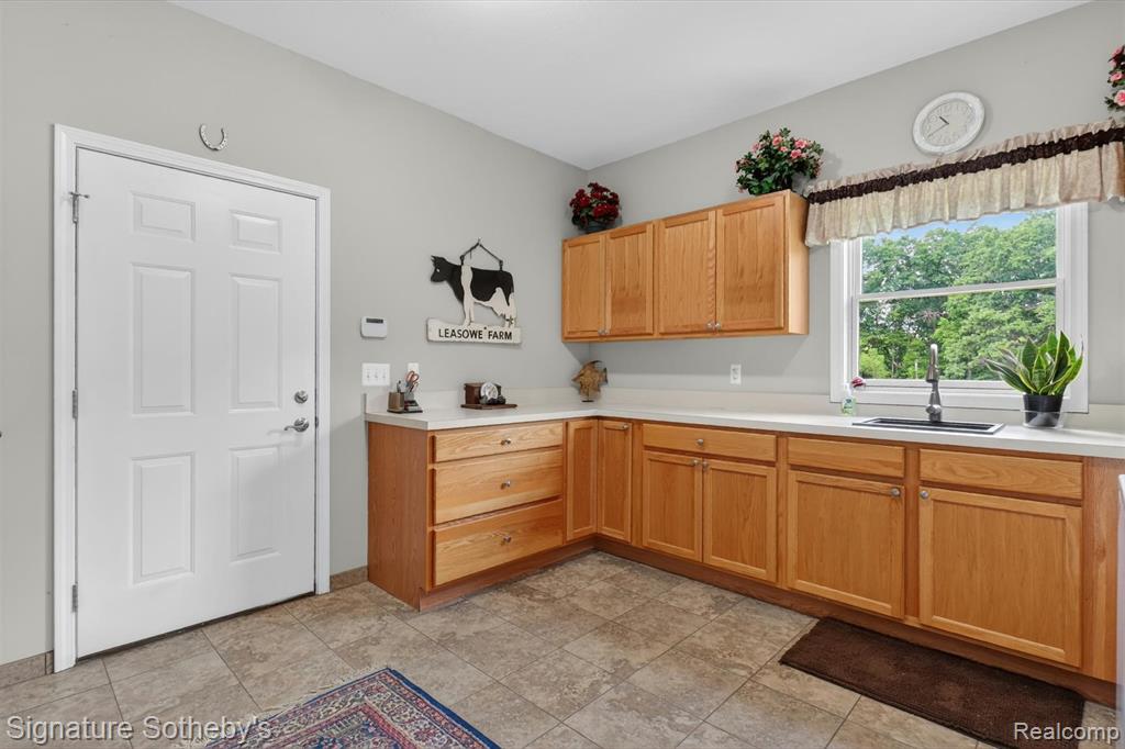 12700 Shaffer Road, Davisburg, MI 48350 — Photo 21