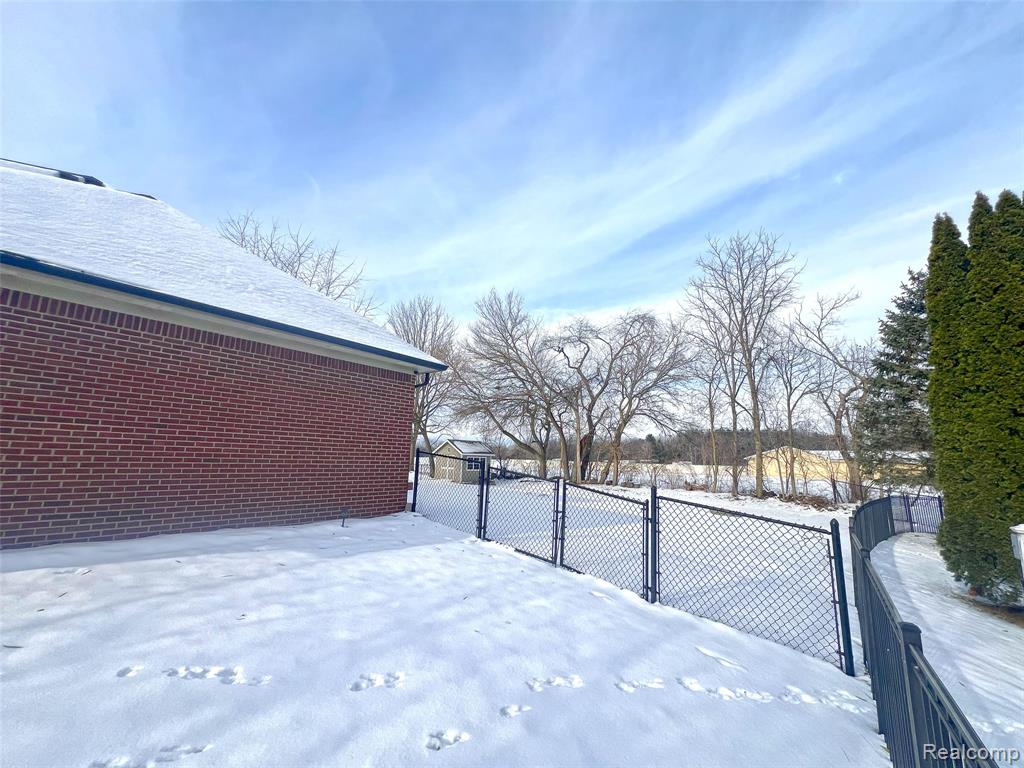 47546 Belmont Drive, Belleville, MI 48111 — Photo 56