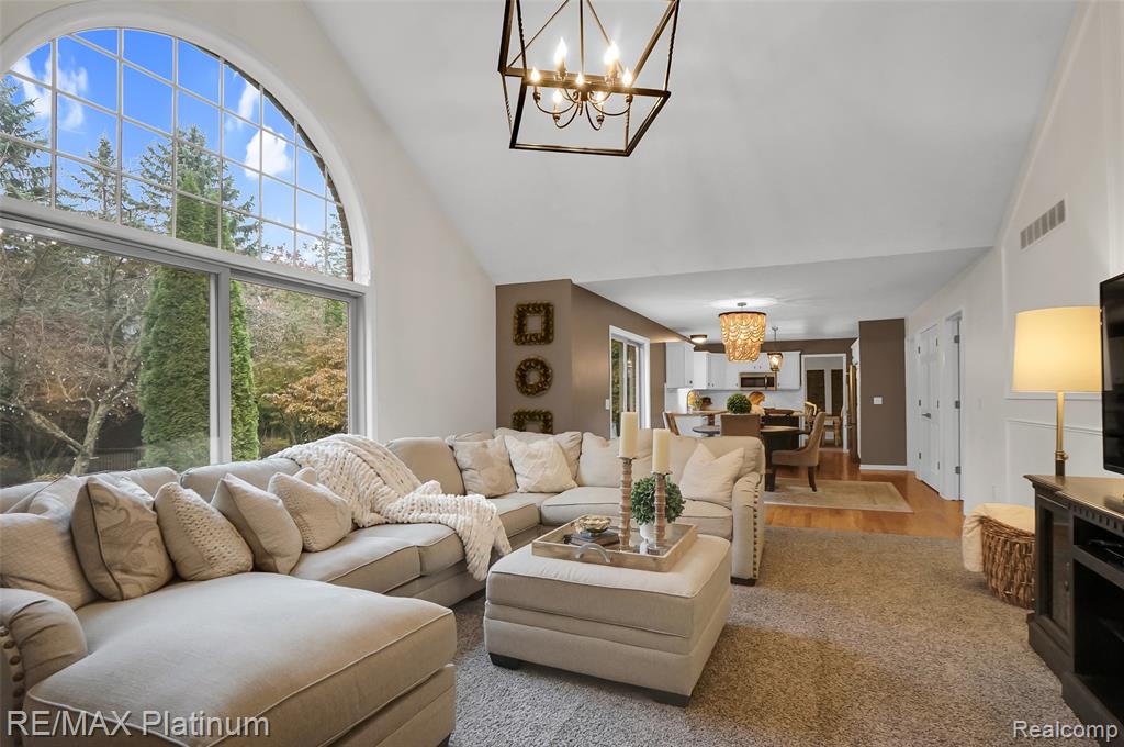 8039 Boulder Ridge Court, Brighton, MI 48116 — Photo 20
