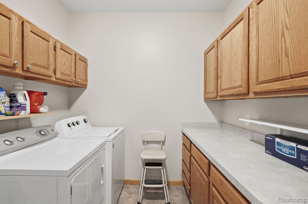 3630 S Shimmons Circle, Auburn Hills, MI 48326 — Photo 43