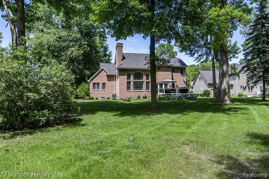 3239 Turnberry, Port Huron, MI 48060 — Photo 37