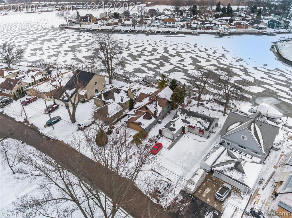 30760 Bayview Drive, Gibraltar, MI — Photo 45