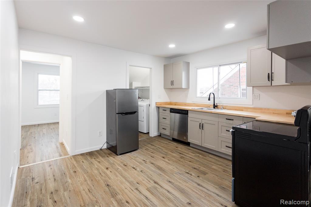 18306 Stoepel Street, Detroit, MI 48221 — Photo 24
