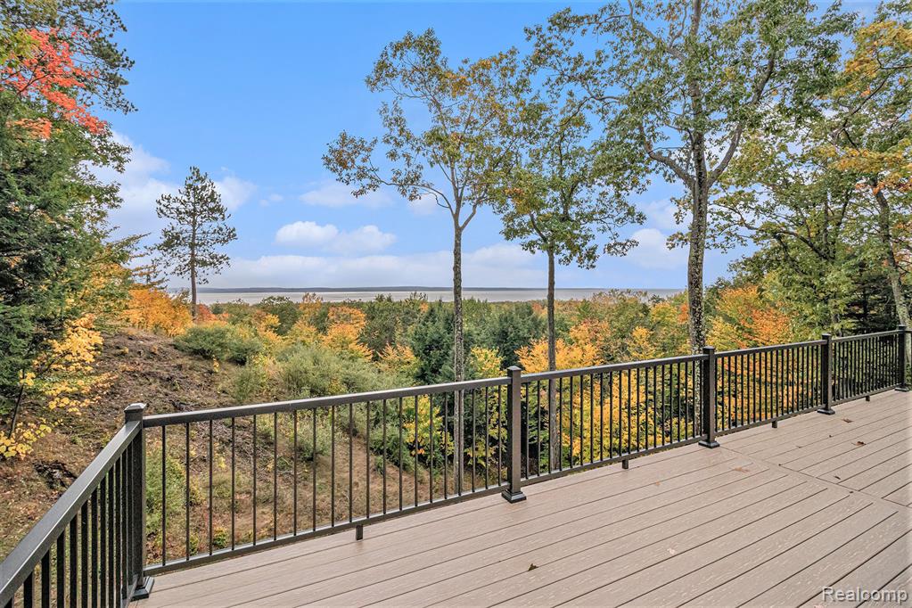 5959 La Canada, Harbor Springs, MI 49740 — Photo 29