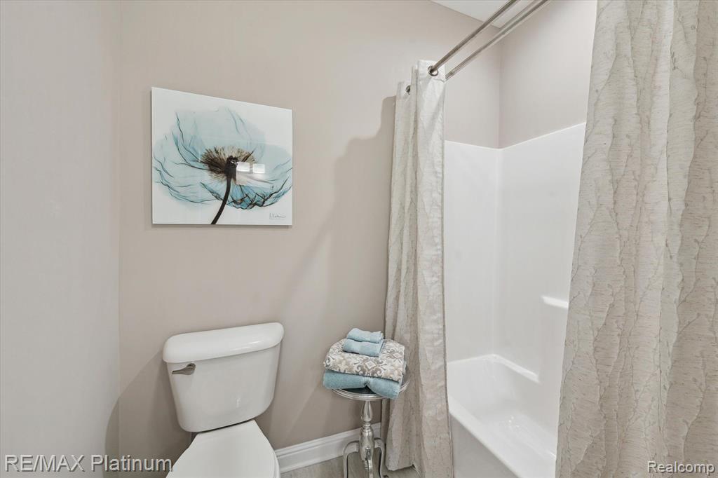 4719 CHESTNUT SPRINGS Drive, Howell, MI 48843 — Photo 29