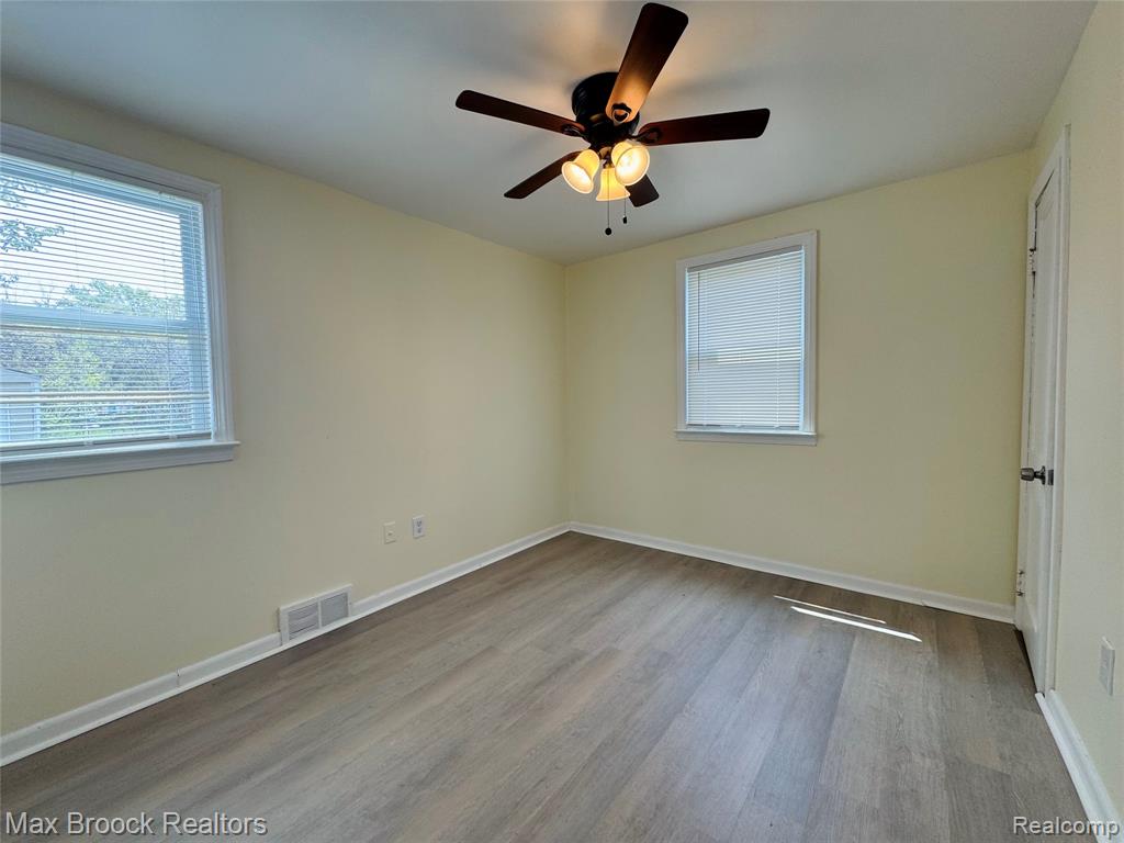 25973 Southwestern Highway, Redford, MI 48239 — Photo 9