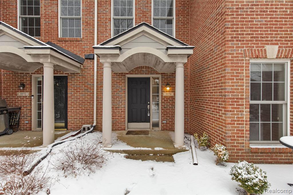 5570 HAMPSHIRE Lane, Ypsilanti, MI 48197 — Photo 18