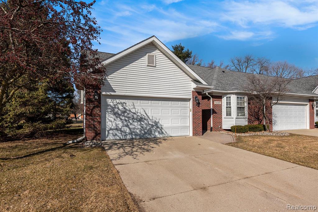 44427 Patricia Drive, Sterling Heights, MI 48314 — Photo 2
