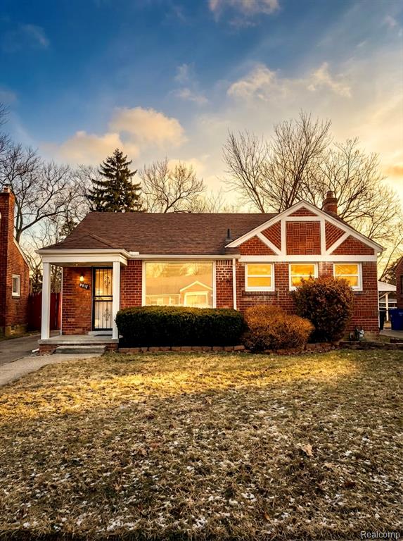 9534 Heyden, Detroit, MI 48228 — front exterior