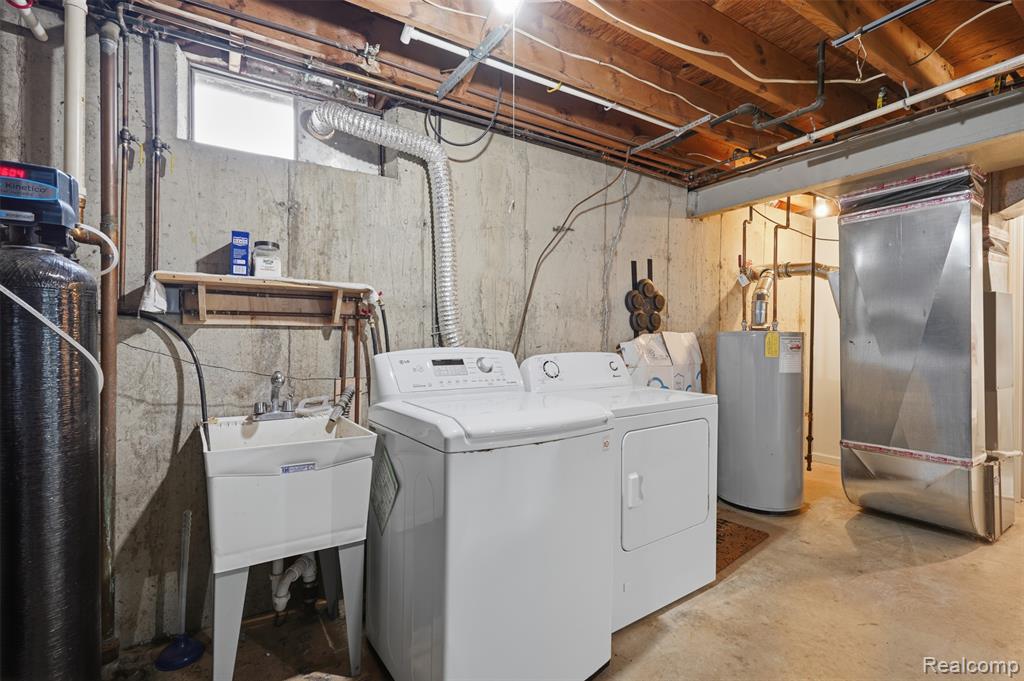 5233 Van Winkle Street, Brighton, MI 48116 — Photo 14