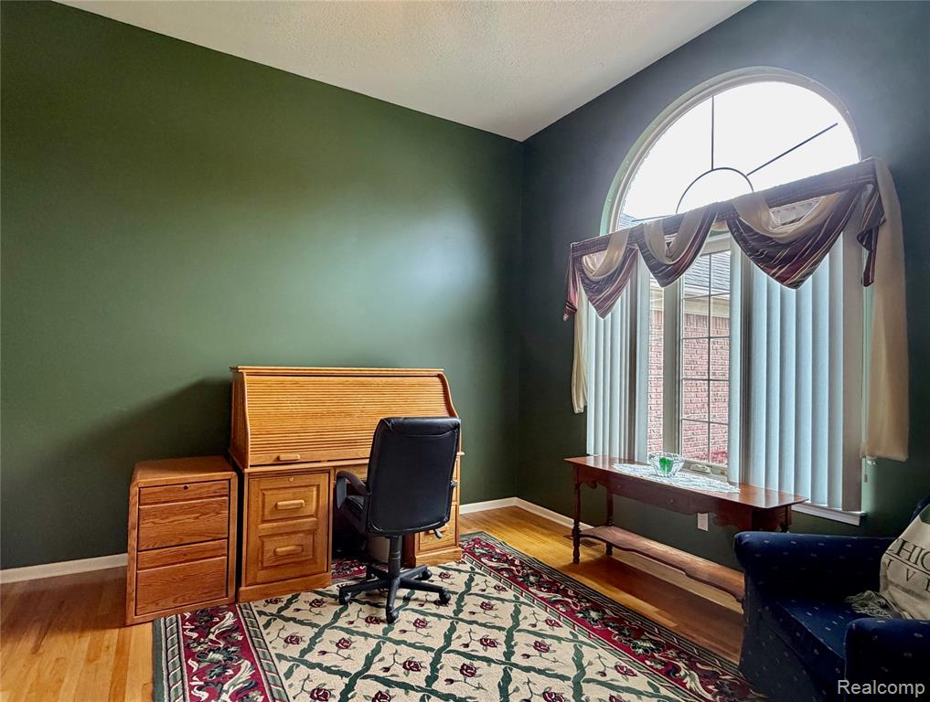 23601 Oakleigh Avenue, Woodhaven, MI 48183 — Photo 27