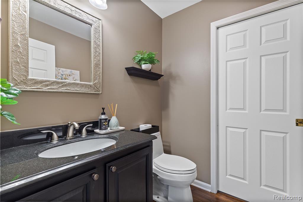 8268 Pine Lake Drive, Davisburg, MI 48350 — Photo 24