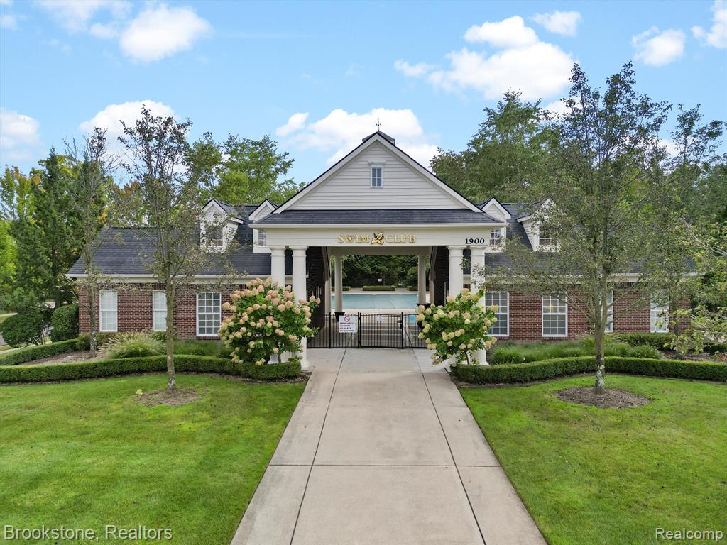30101 Chantel Drive, Walled Lake, MI 48390 — Photo 28