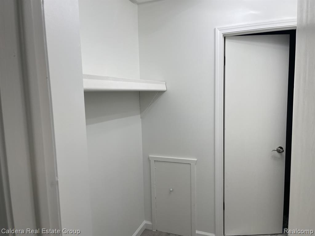 39563 Heatherheath Drive, Clinton Twp, MI 48038 — Photo 11