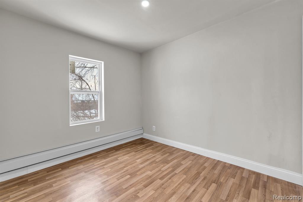 20035 Coventry Street, Highland Park, MI 48203 — Photo 13