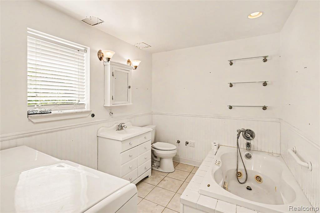 609 Main Street, Fenton, MI 48430 — Photo 25