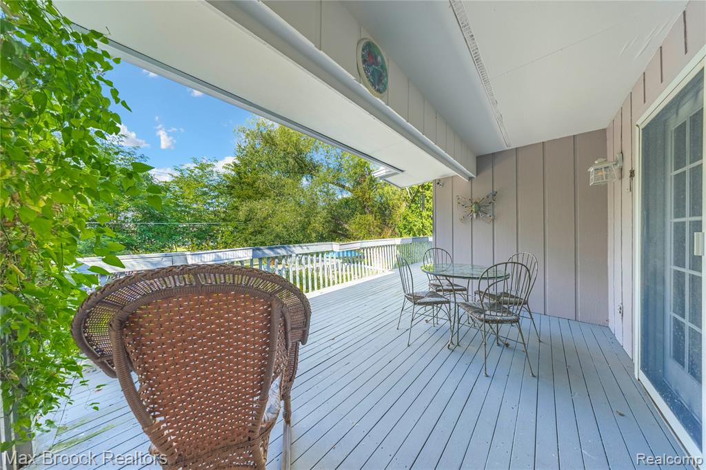 35550 Pleasant Valley Road, Farmington Hills, MI, 48331