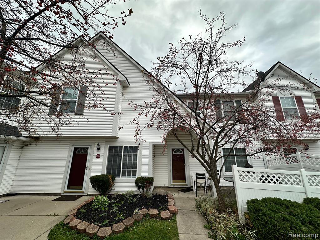 22100 CAPE COD Way, Farmington Hills, MI 48336 — front exterior