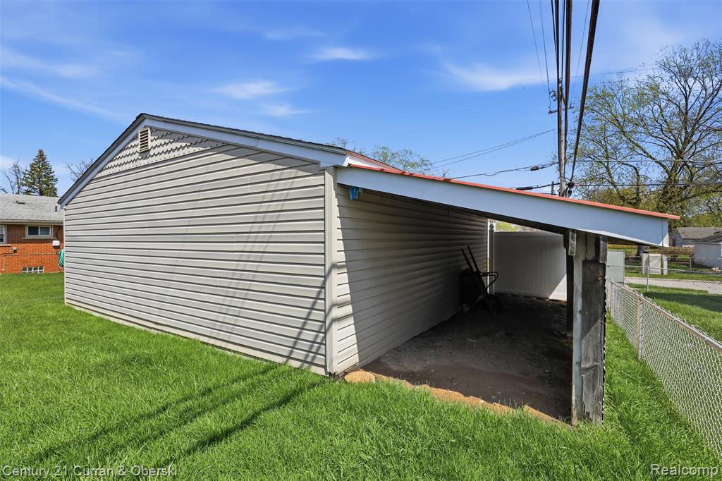 24605 Eton Avenue, Dearborn Heights, MI 48125 — Photo 25