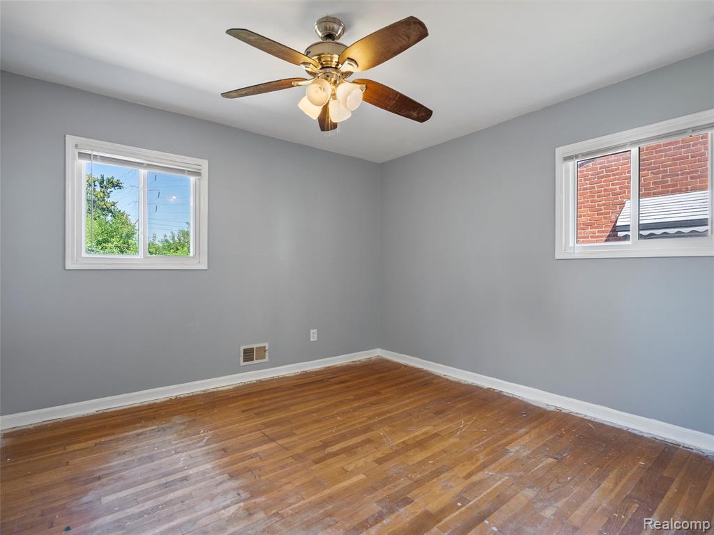 7472 Sloan Street, Taylor, MI 48180 — Photo 12