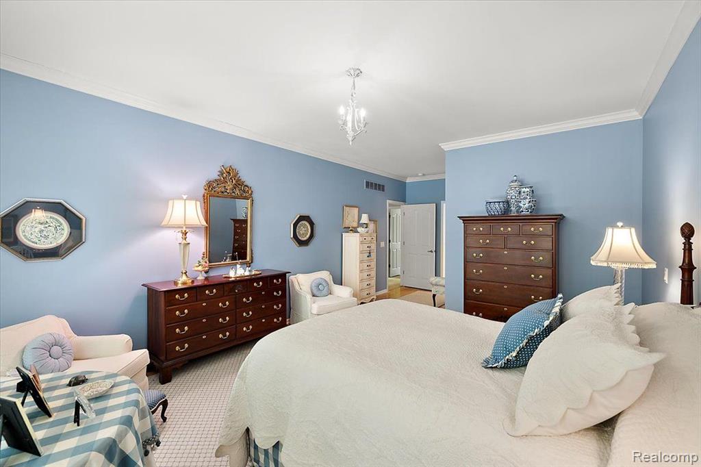 833 GARNET Court, Rochester, MI 48306 — Photo 35