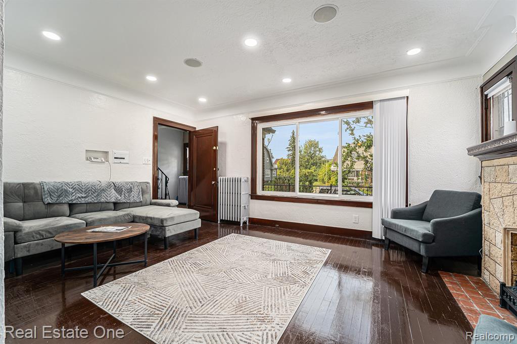 5056 Somerset Avenue, Detroit, MI 48224 — Photo 7