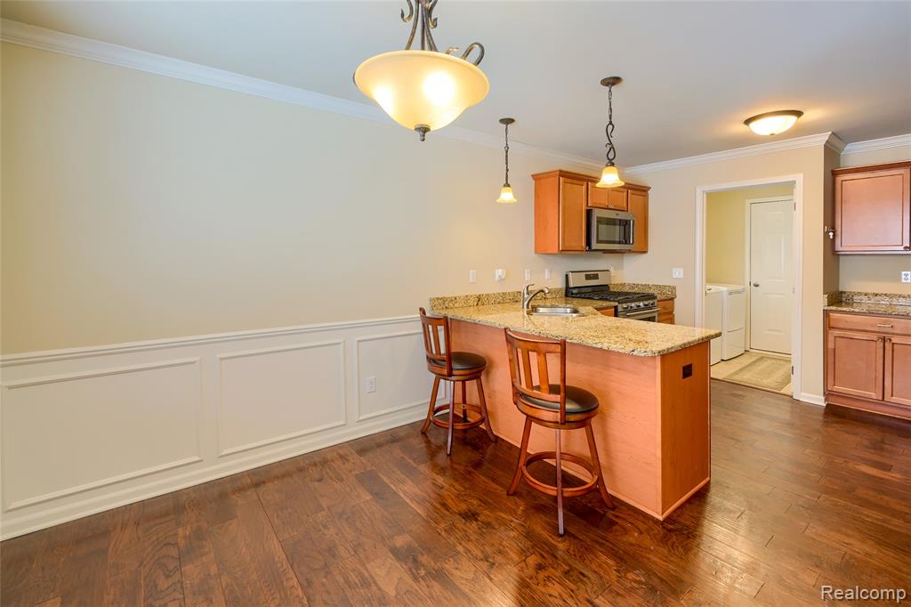 4503 Cross Creek Boulevard, Burton, MI 48509 — Photo 12