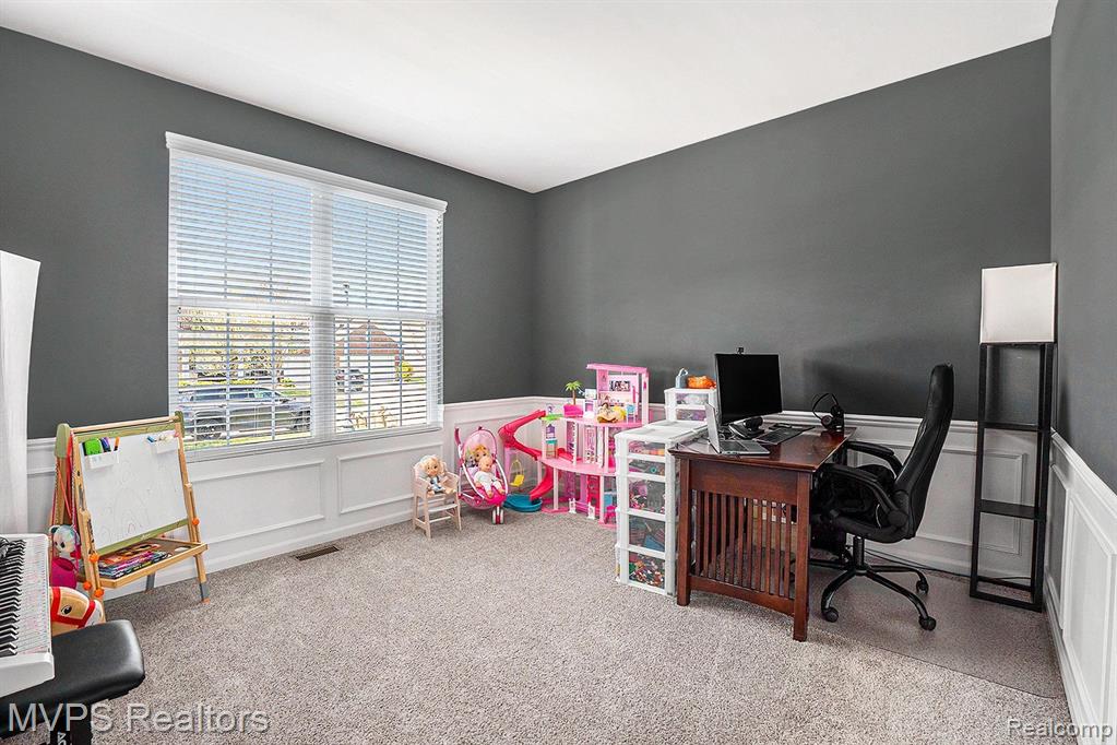 49218 CAMAROSA Lane, Macomb, MI 48044 — Photo 5
