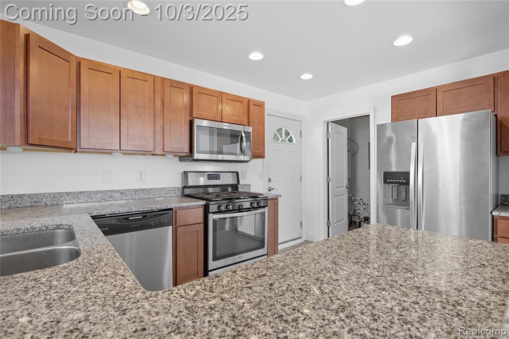 541 E Bennett Avenue, Ferndale, MI 48220 — Photo 14