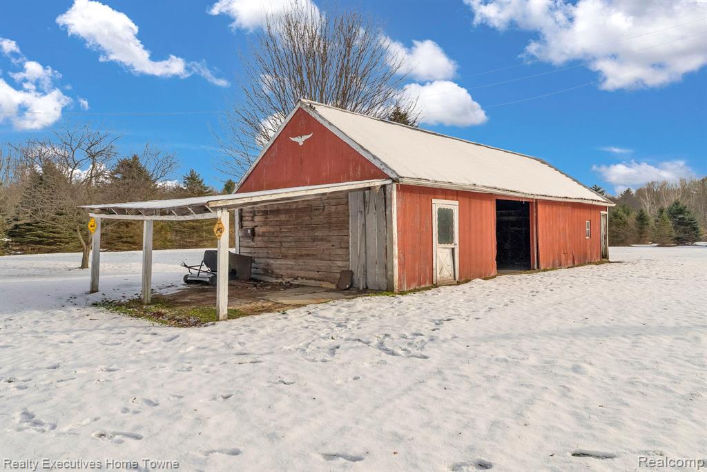 7305 Big Hand Road, St. Clair, MI 48079 — Photo 51