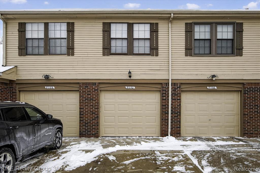 8092 Willow Lane, Warren, MI 48093 — Photo 42