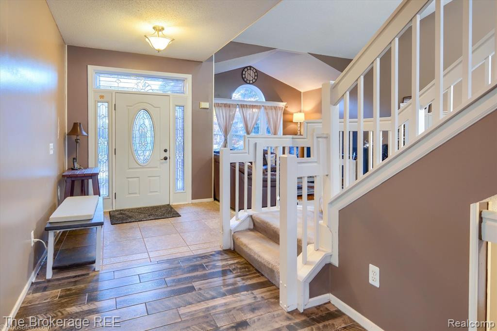 2653 Ravine Side Lane N, Howell, MI 48843 — Photo 32