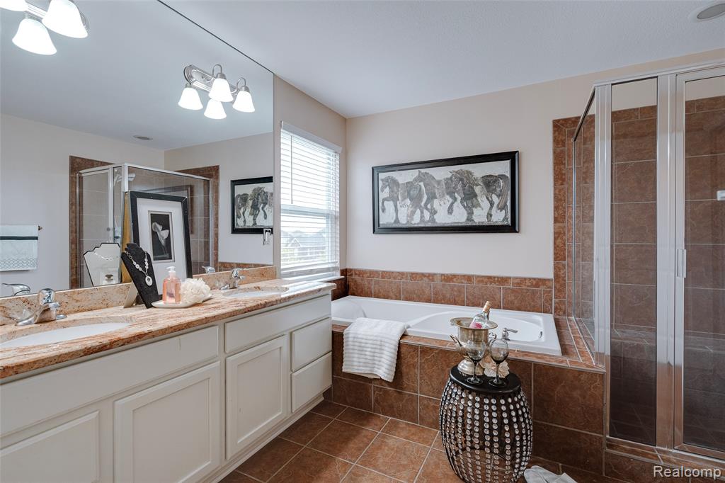51921 Red Cedar ct, South Lyon, MI 48178 — Photo 45