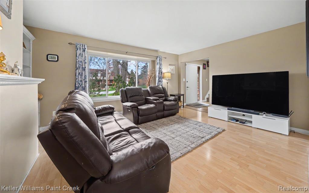 709 Denham Lane, Rochester Hills, MI 48307 — Photo 5