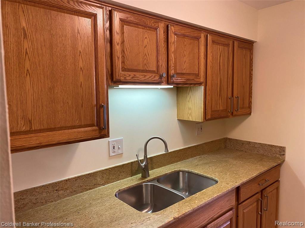 885 N Old Woodward Avenue, Birmingham, MI 48009 — Photo 11