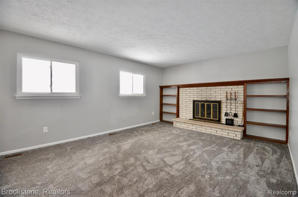 7244 Chapel View Drive, Clarkston, MI — Photo 46