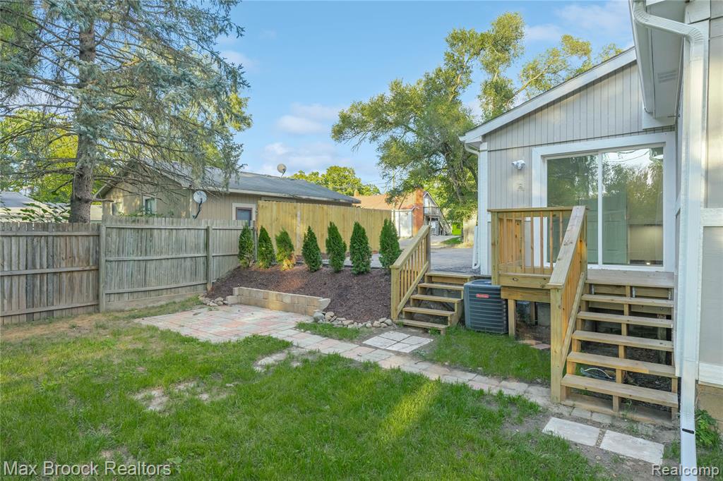 3187 Woodlawn Street, Commerce Twp, MI 48390 — Photo 48