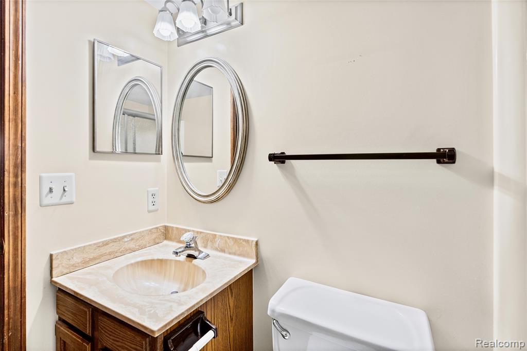 6059 Stockbridge Commons Trail, Grand Blanc, MI 48439 — Photo 36