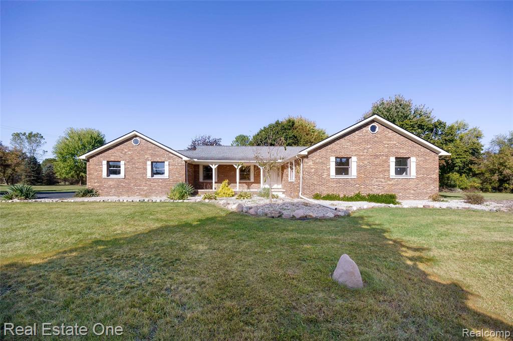 3648 W North Territorial Road W, Whitmore Lake, MI 48189 — front exterior