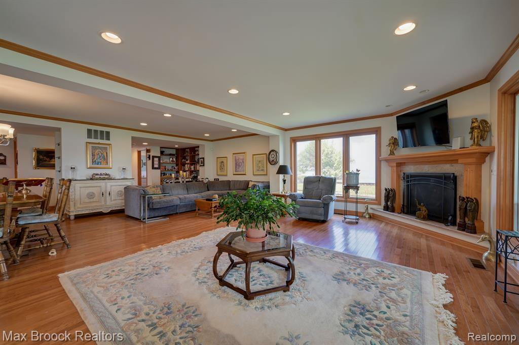 9245 RIVER ROAD Road, Clay, MI 48001 — Photo 12