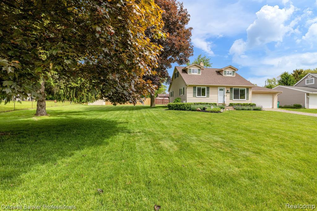 4738 GOODALE Avenue, Clarkston, MI 48348 — Photo 3