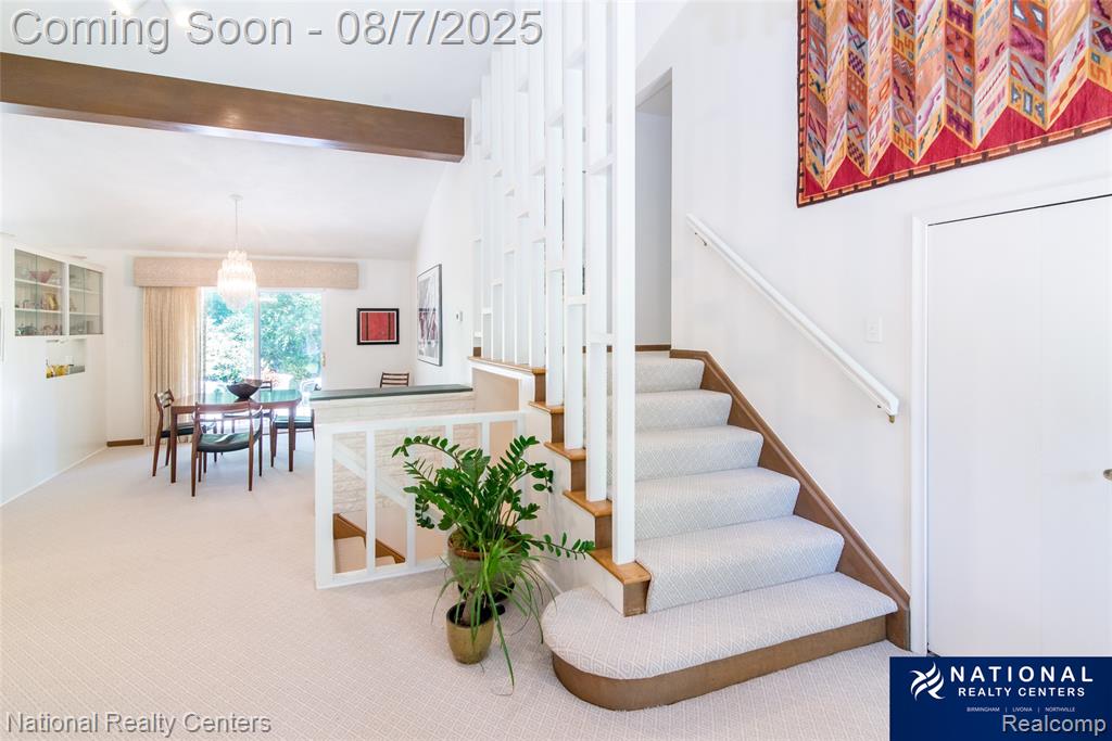 4933 Malibu Drive, Bloomfield Hills, MI 48302 — Photo 20